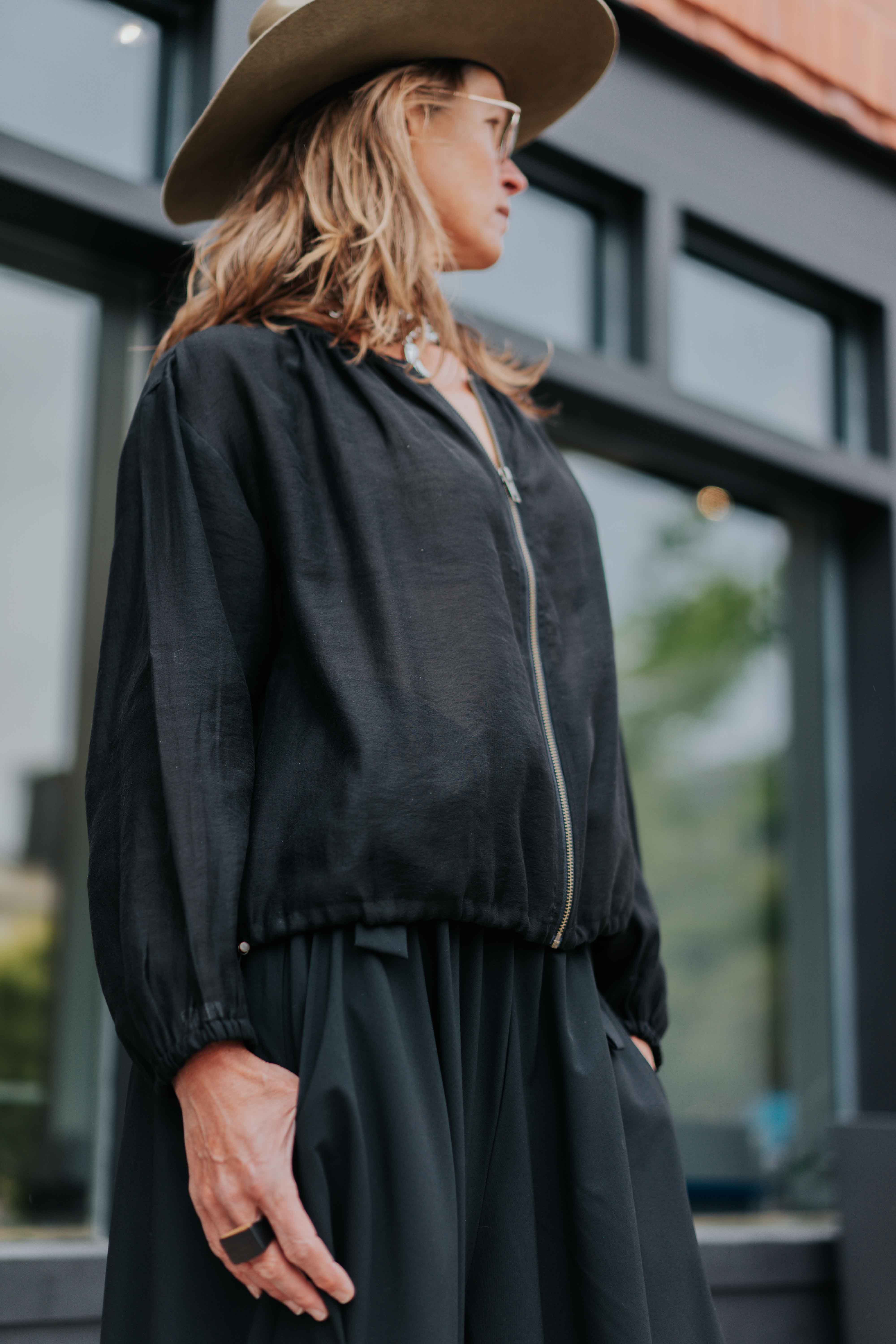トップス cape shirt Zip Cape Shirt in Black by Moyoru – Haven
