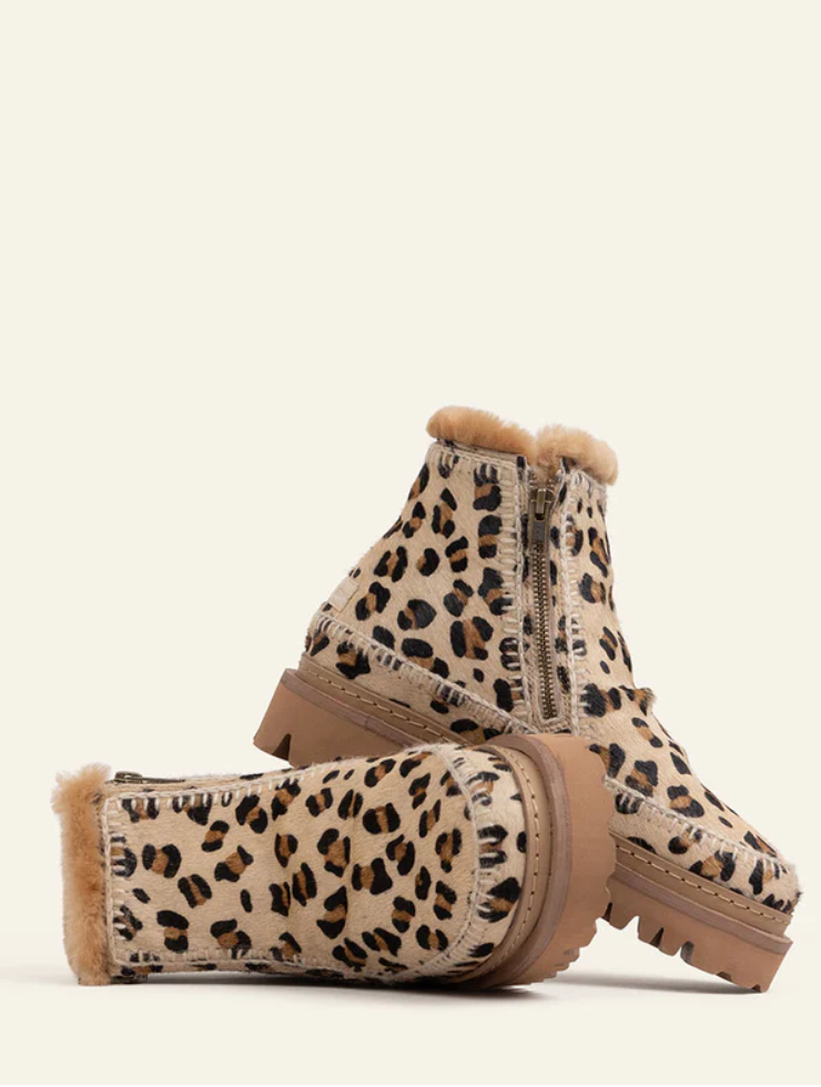 Setsu 3.0 in Beige Leopard Pony by Laidback London