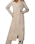 Crinkle Coat by Beate Heymann