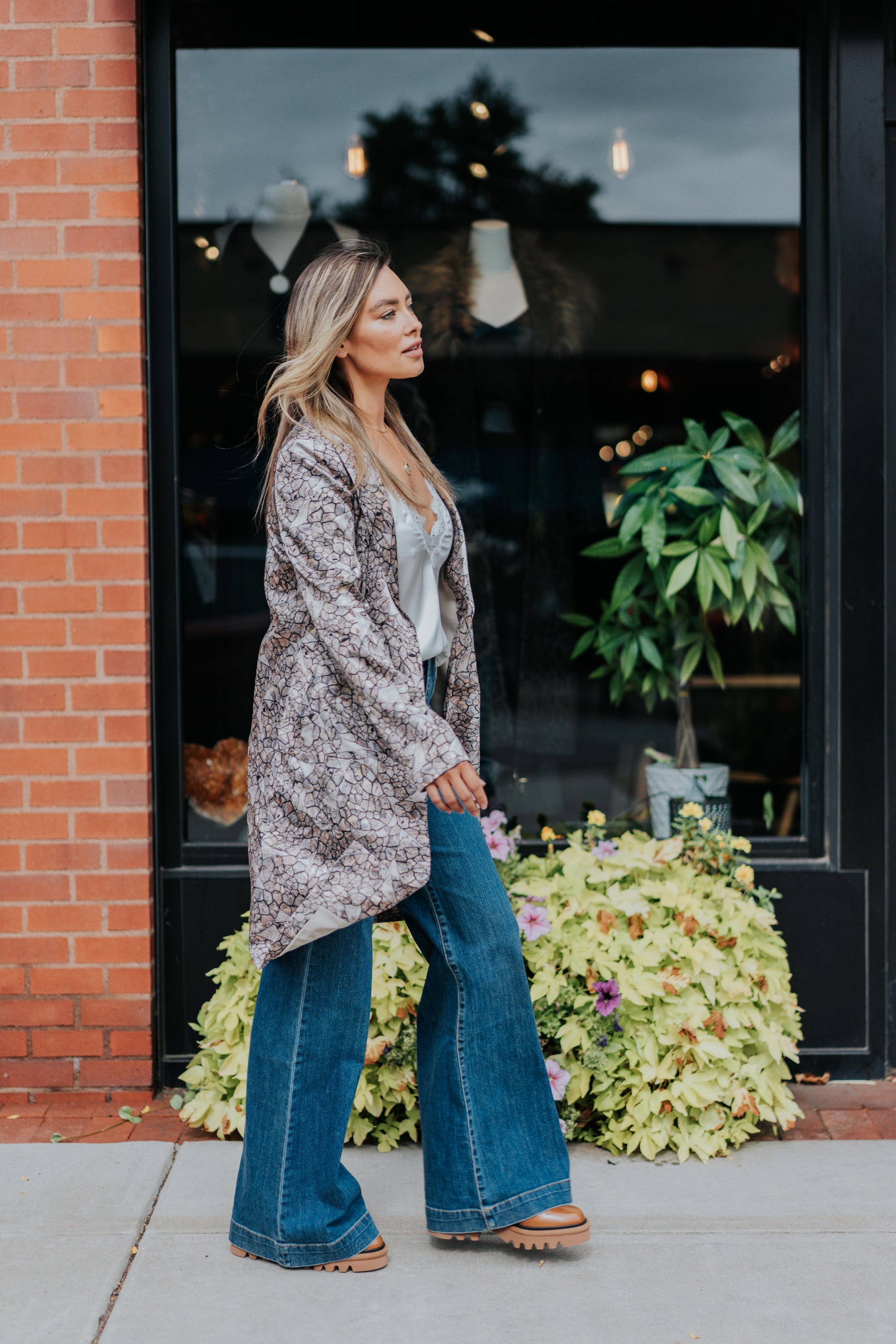 Lexi Jacquard in Abalone by Catherine Gee