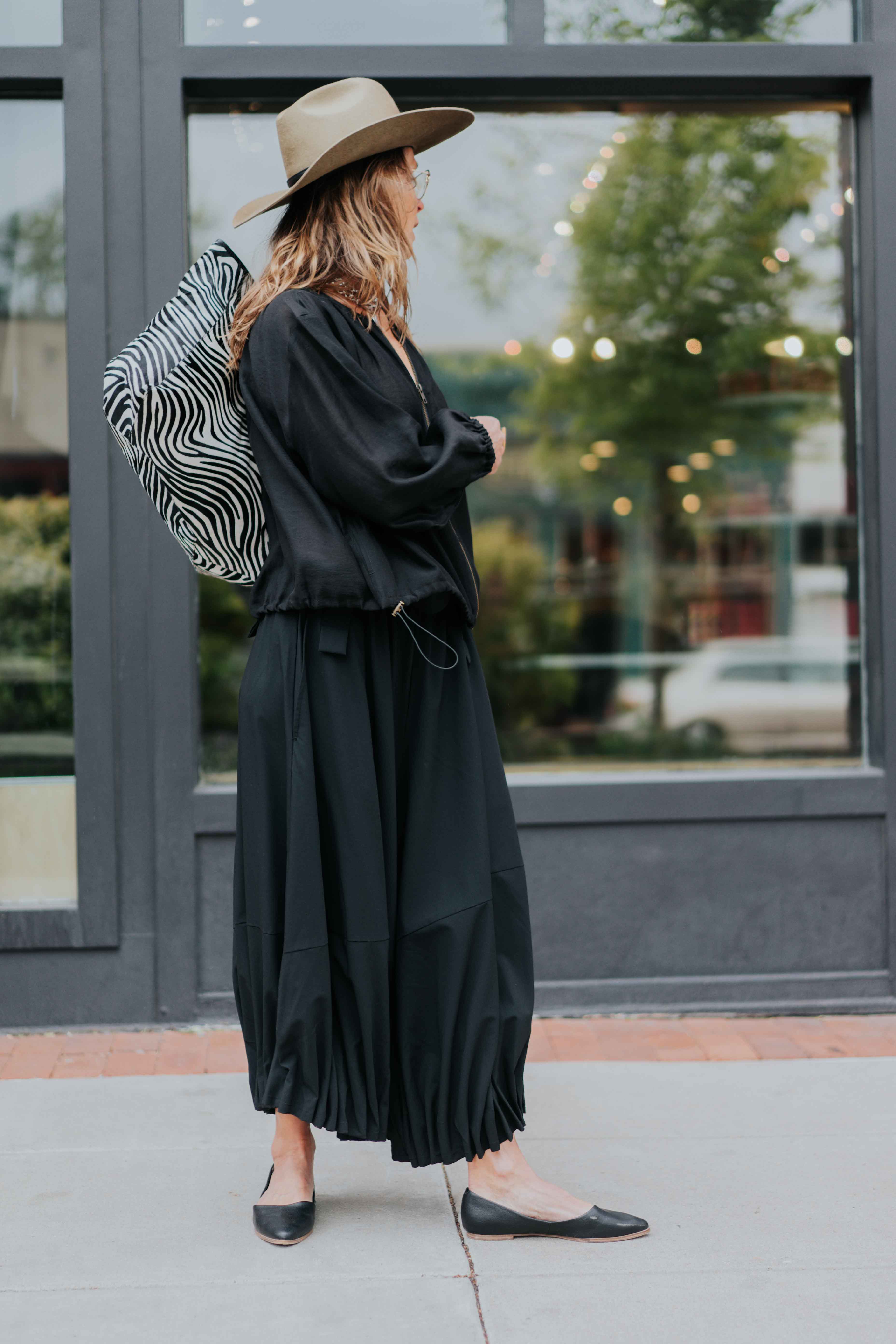 Zip Cape Shirt in Black by Moyoru – Haven