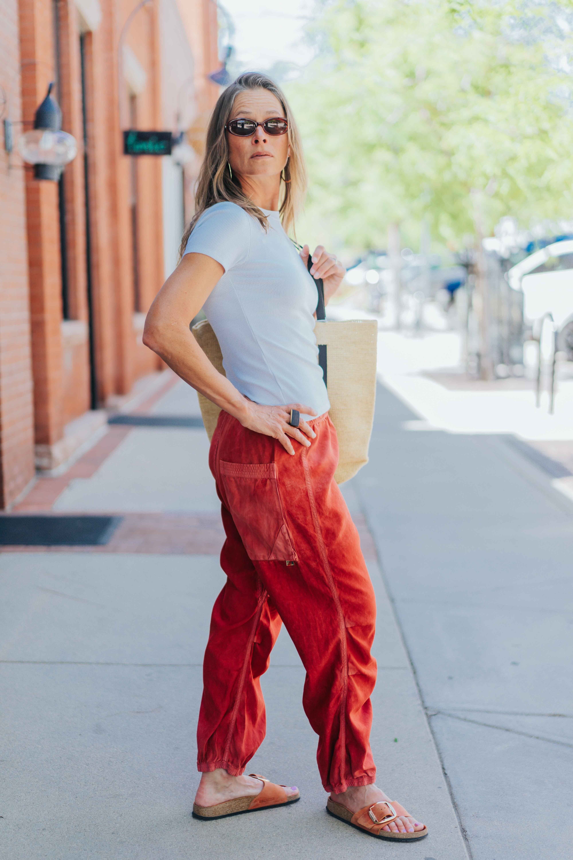 MATTE/SATIN LOOSE DRAWCORD BIGGY in Artyard Red by FREECITY