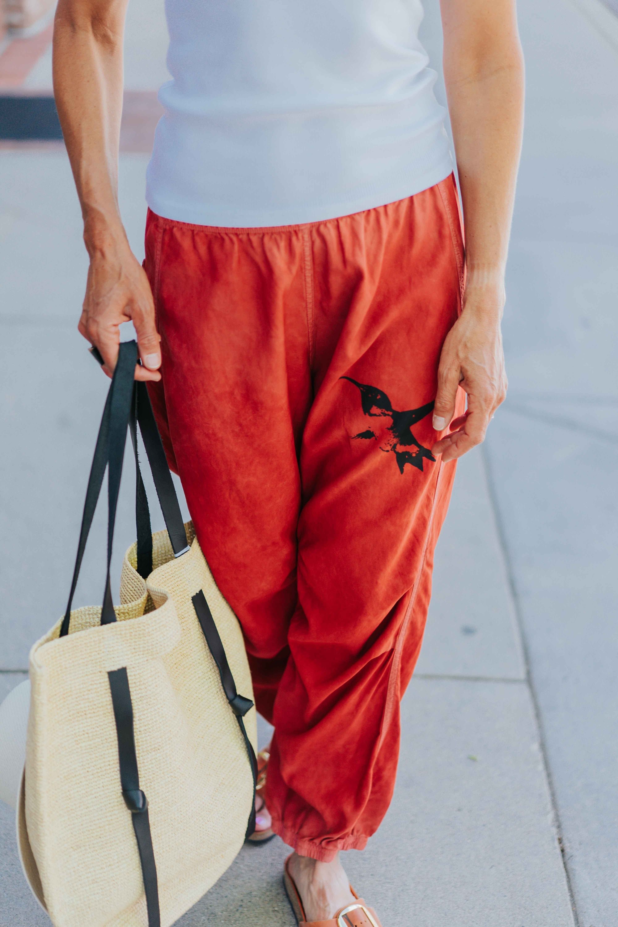 MATTE/SATIN LOOSE DRAWCORD BIGGY in Artyard Red by FREECITY