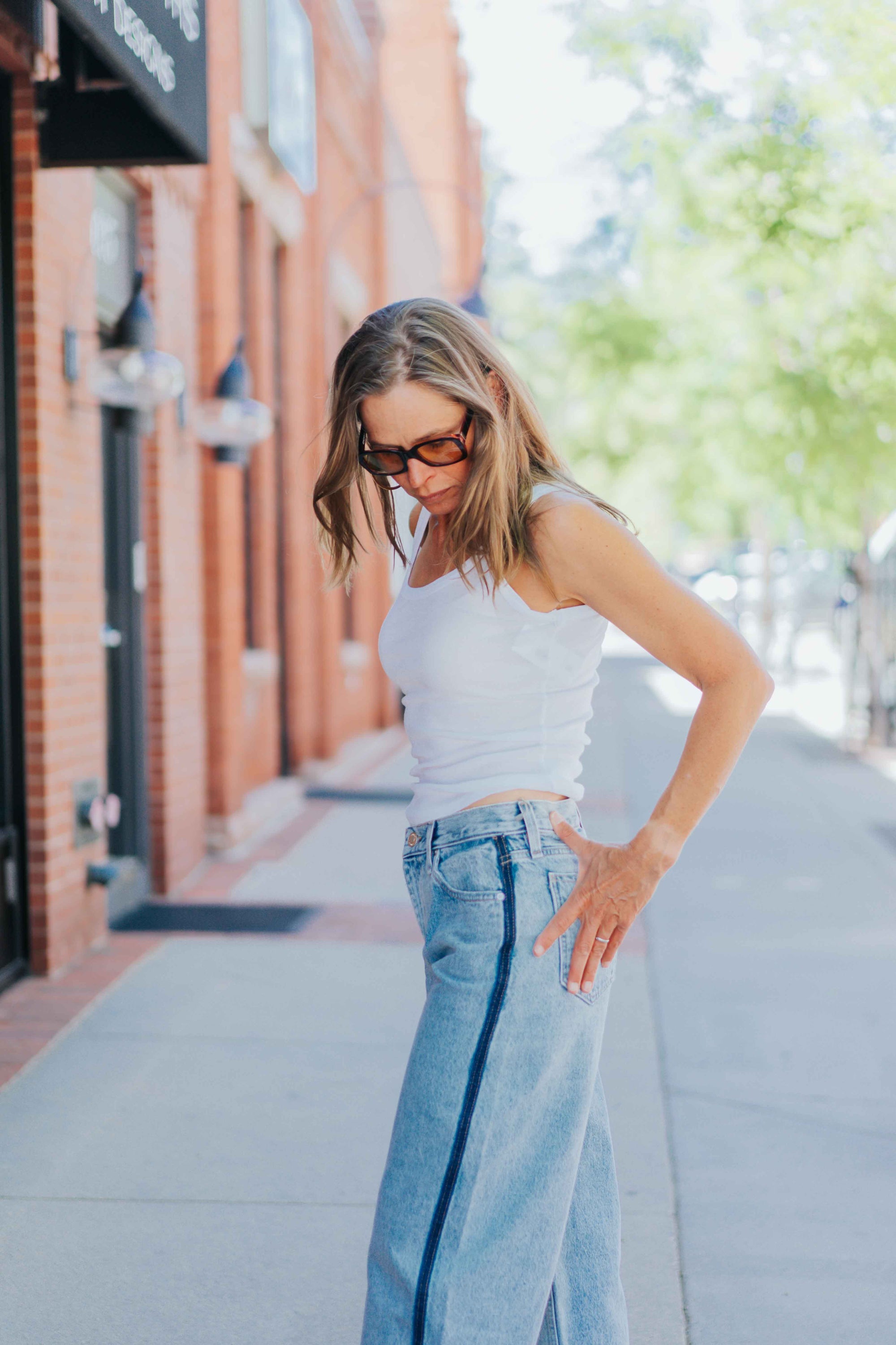 Courtney Mid-Rise Baby Barrel in Arcade by Hudson