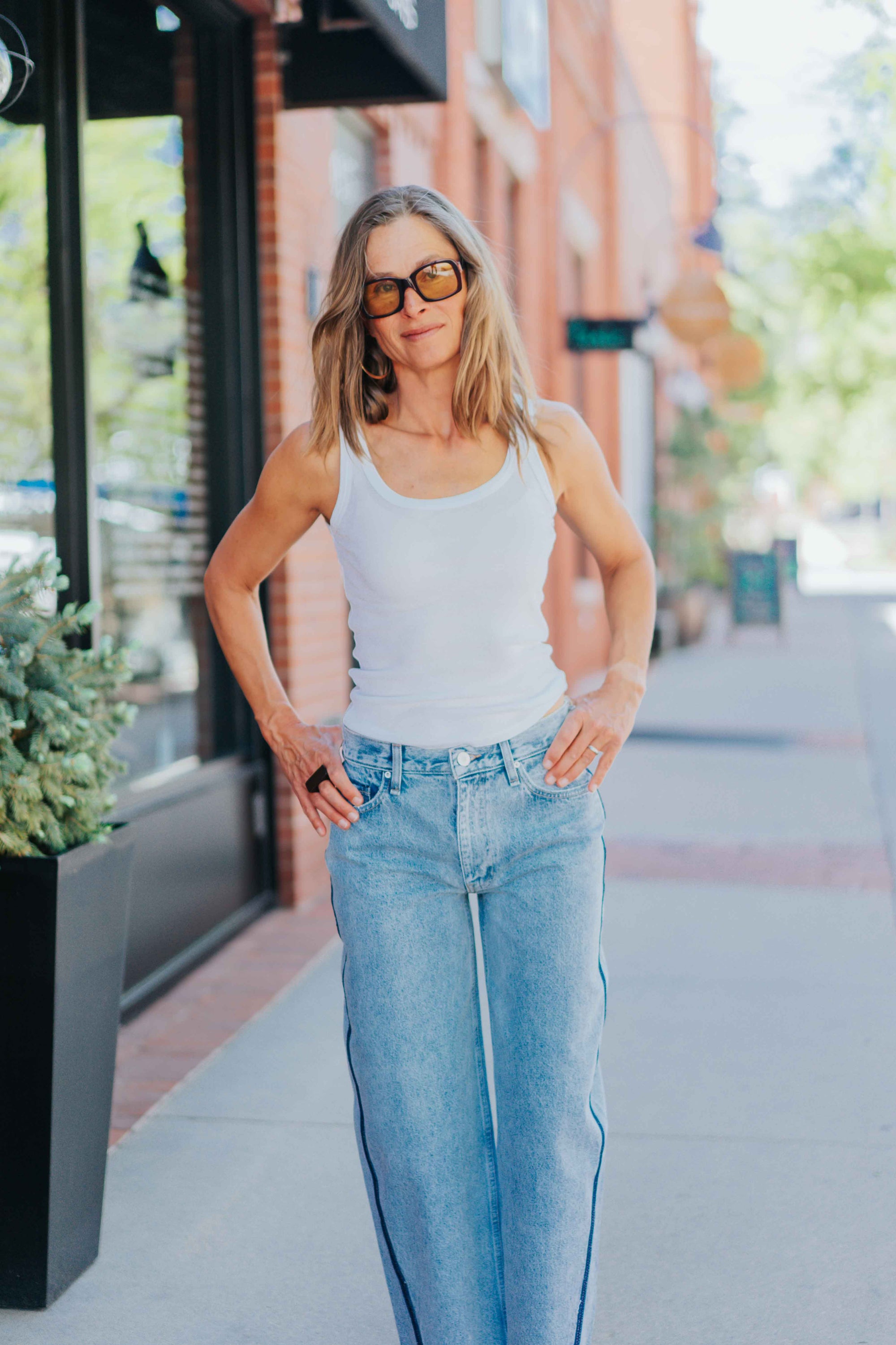 Courtney Mid-Rise Baby Barrel in Arcade by Hudson