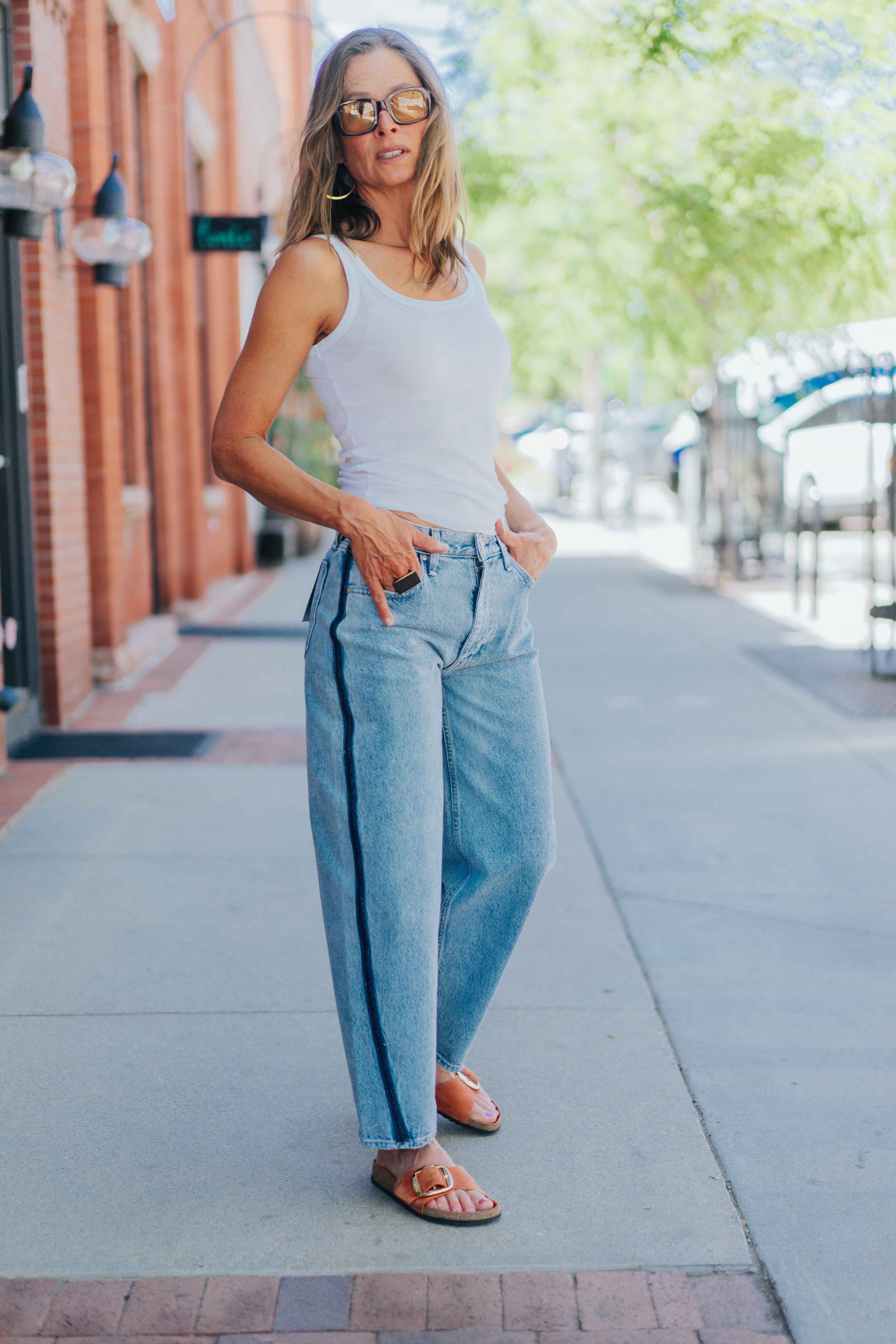 Courtney Mid-Rise Baby Barrel in Arcade by Hudson