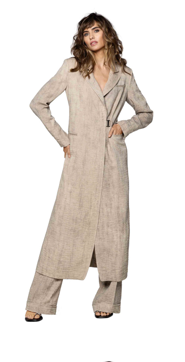 Crinkle Coat by Beate Heymann