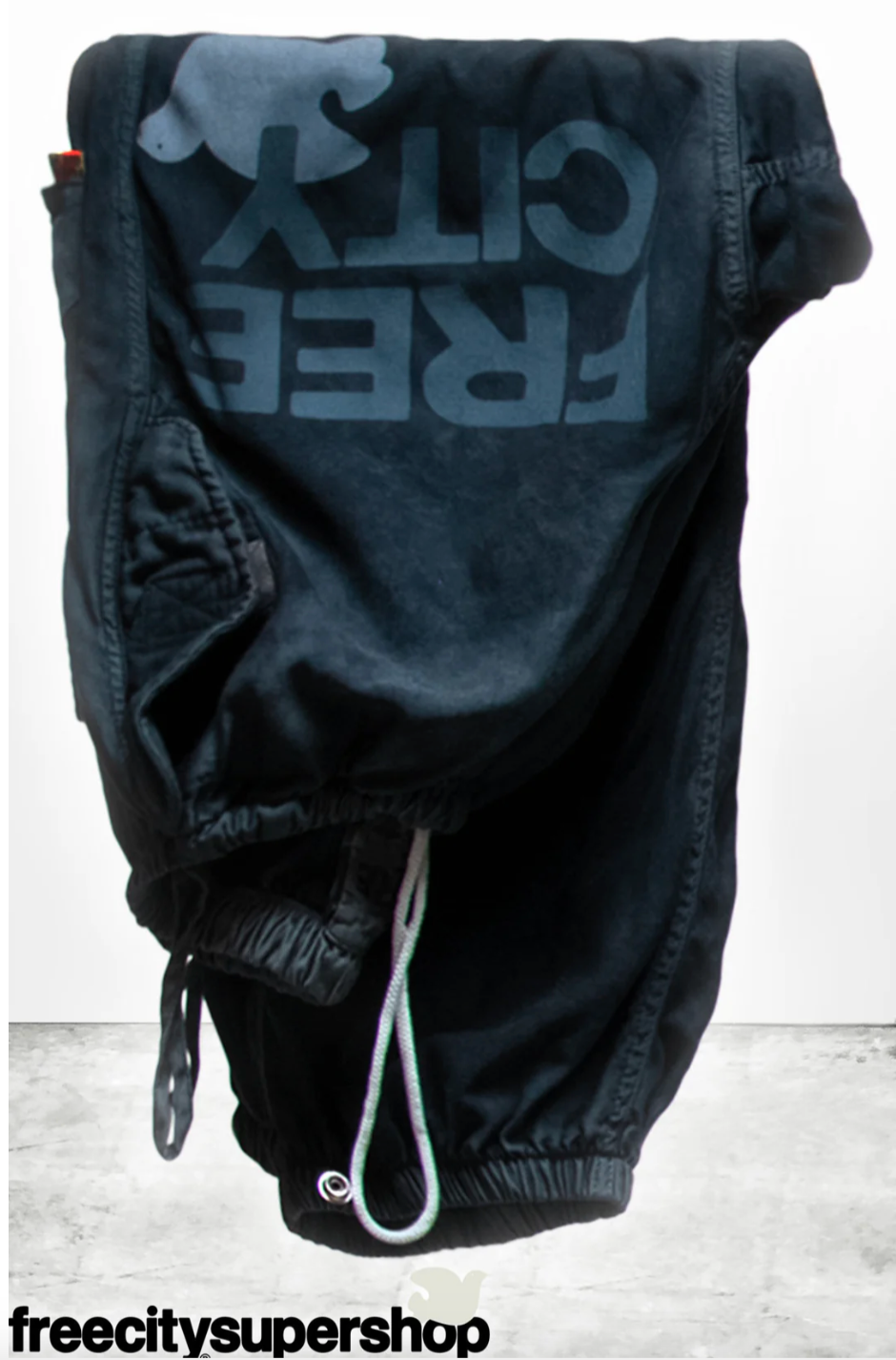 FLAP/SNAP FREECITY MATTE/SATIN AIRJUMP pant in Moonshadow